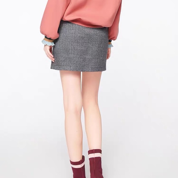 Plaid Zip-up Skirt - Picture 3 of 6